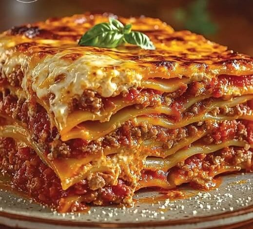 Lasaña Casera de Carne: Un Clásico que Te Enamorará Lasaña Casera de Carne: Un Clásico que Te Enamorará