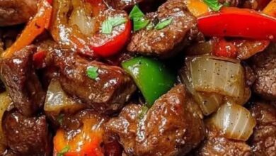 Carne de Res con Pimientos y Cebolla