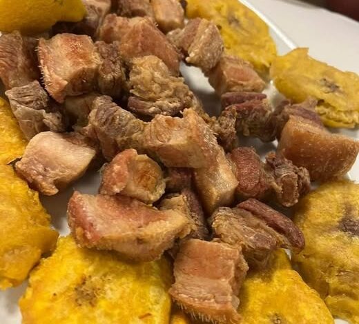 Chicharrones de Res Crujientes y Secos: Un Snack Irresistible Chicharrones de Res Crujientes y Secos: Un Snack Irresistible