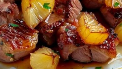 Chuleta de Cerdo Con Piña