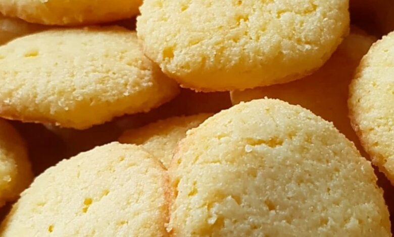 Galletitas con harina de maíz (polenta) y limón Galletitas con harina de maíz (polenta) y limón